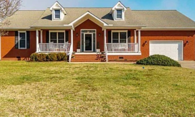 Marshallberg Casa | The Berg Life