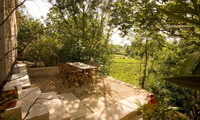 Mollans-sur-Ouveze Casa | La Bergerie en la antigua casa de campo, muy tranquila.