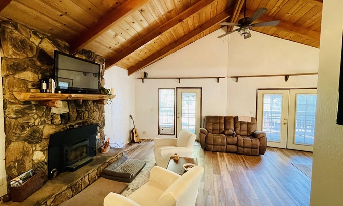 Twain Harte Casa | The Best Family Forest Cabin