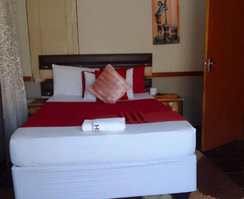 Rustenburg Casa | The Best Moments guesthouse