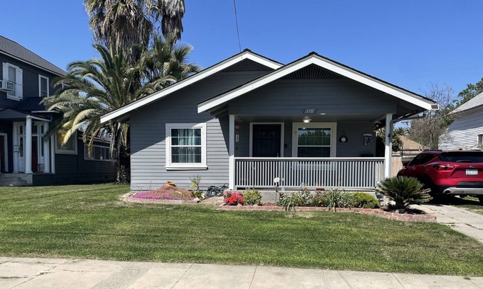 Hanford Casa | The best place in Hanford to stay.