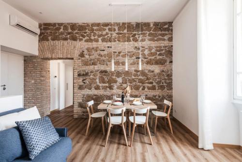 Rione XI Sant'Angelo Apartamento | The Best Rent - Three-Room Apartment near Lungotevere