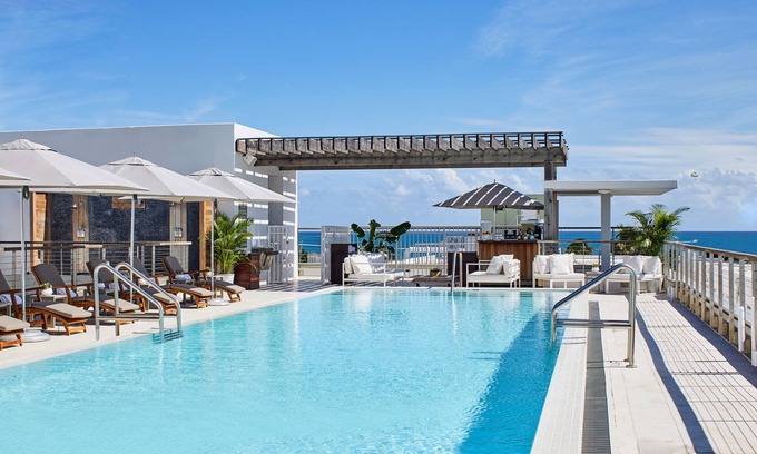 South Beach Hotel | The Betsy - South Beach