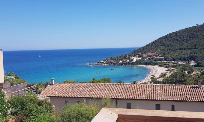 Tarcu Casa | La casa BIBI de 2 a 6 personas - Vista mar y montaña