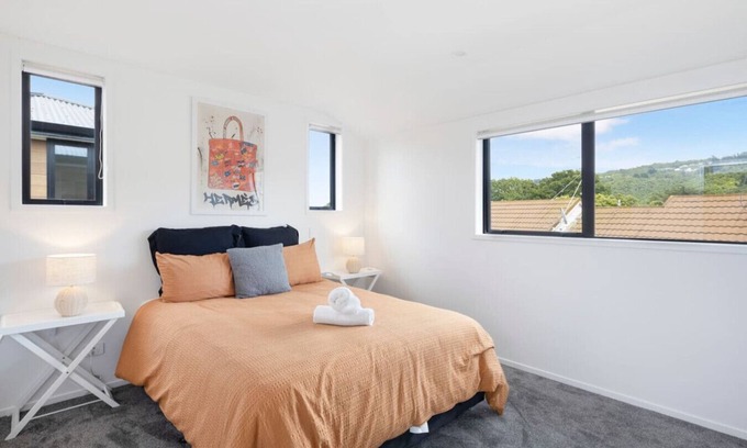 Lower Hutt Casa | The Biddle Cres Cosy Getaway