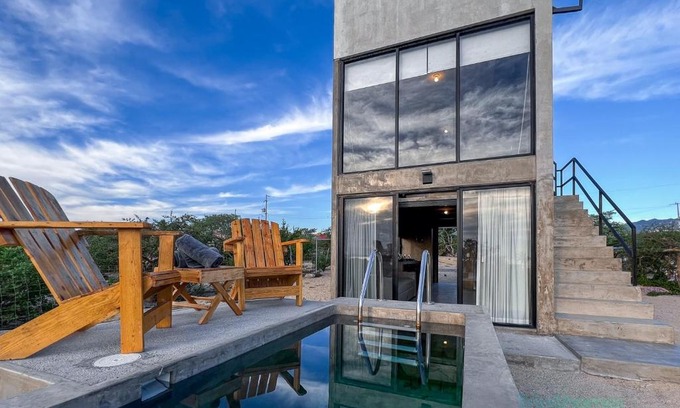 La Ventana Apartamento | The Big Chill 1BR loft pool & rooftop
