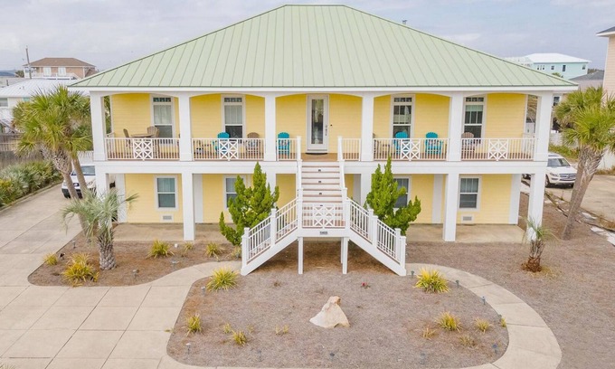 Villa Segunda Casa | The Big Yellow Beach House | Gulf Views, Private Pool - Sleeps 19