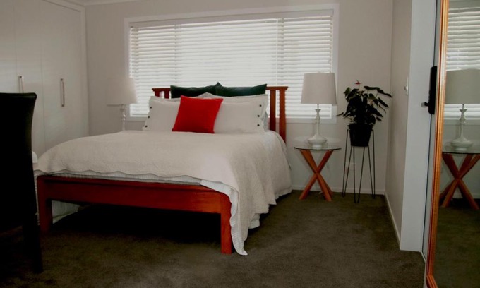 Motueka Cama Y Desayuno | The Birch Tree B&B