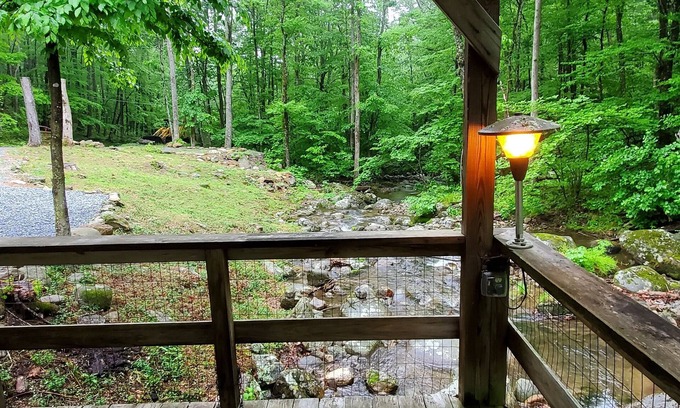 Peaks Cabina | The Black Bear Lodge