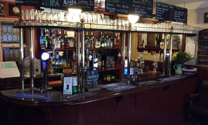 Whitby Hotel | The Black Horse Inn