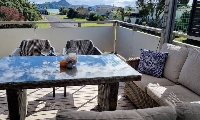 Cooks Beach Casa | The Black Shack - Cooks Beach Holiday Home