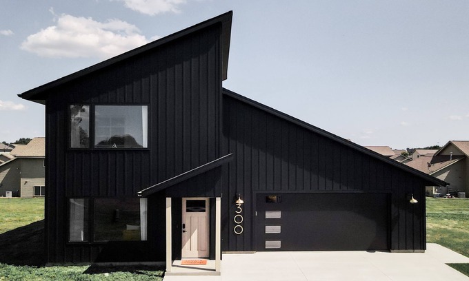 Mankato Casa | *THE BLACK SHEEP* - Modern, Unique & Clean - BY MSU