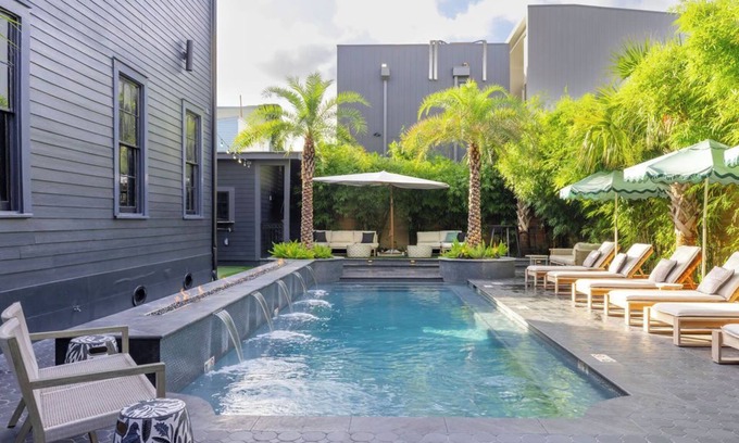 Lower Garden District Hotel | The Blackbird Hotel