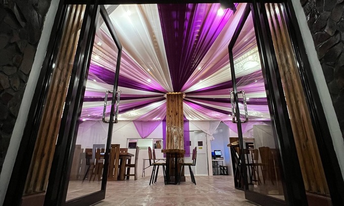 Alaminos Complejo | The Blessed Purple Bamboo Beach Resort