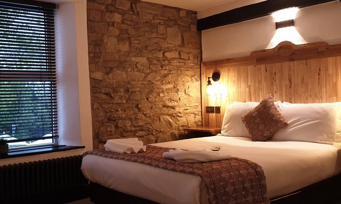 Temple Grafton Hotel | The Blue Boar