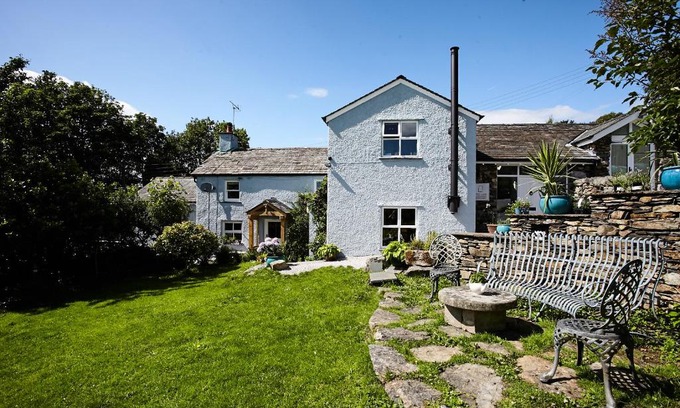 Low Newton Cama Y Desayuno | The Blue House Bed and Breakfast