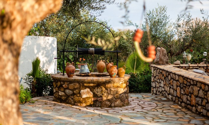 Aipeia Casa | The Blue House Seaside Retreat - Fully Equipped