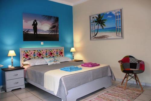 Kato Galatas Apartamento | The Blue Studio, 1 min walk from Kalamaki beach