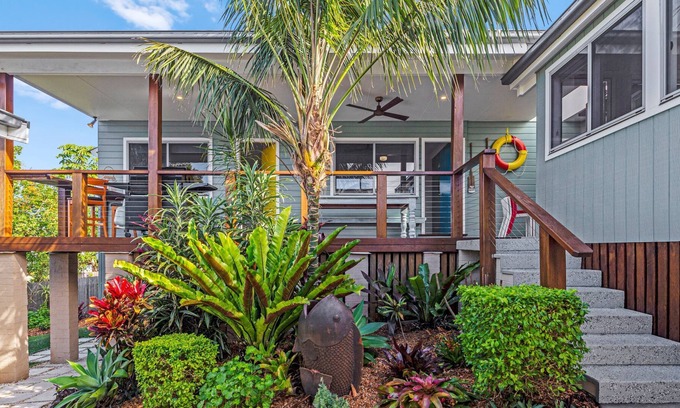 Scotts Head Casa | The Boat House