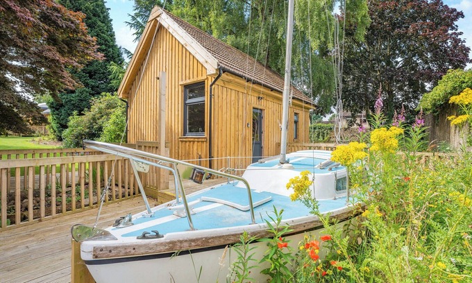 Polmont Cabaña | The Boathouse - UK42988