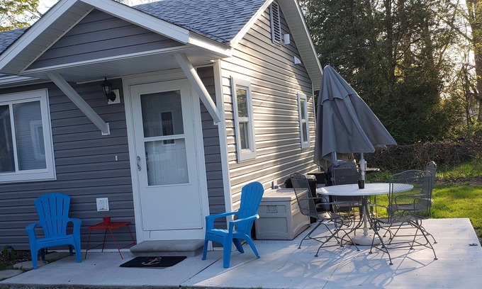 North Lakeport Cabaña | The Boathouse Cottage
