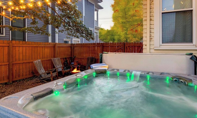 Bonnycastle Casa | The Bonnycastle 6BR New Orleans Speakeasy Hot Tub, Private Backyard & Playground
