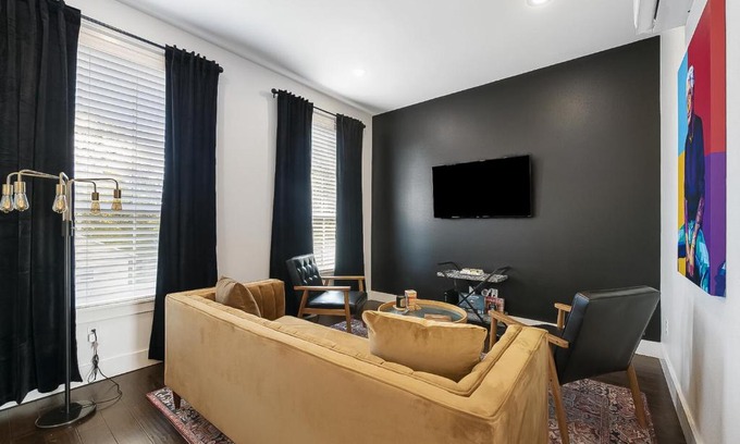 Downtown Apartamento | The Bourdain