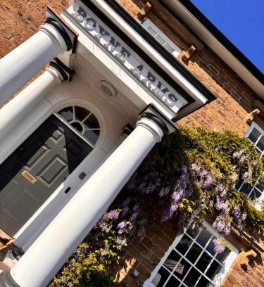 Burwarton Cama Y Desayuno | The Boyne Arms