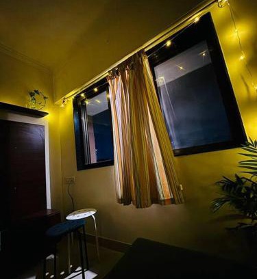 Kandivali East Apartamento | The Breezy Escape