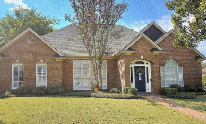 Gunter Afs Casa | The Brook at Eastchase/5-bdrm 3.5 bths