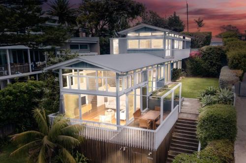 Newport Casa | The Bungan - Beachfront W Access To Bungan Beach