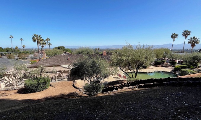 Cambrian Casa | The Bunkhouse at Harwood Farms, Los Gatos CA. 3br, 3ba, heated pool & views