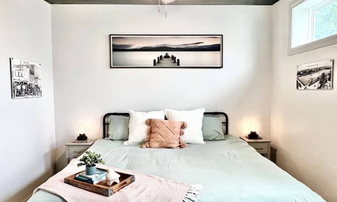 Bryan Casa | The Burrage Grocery Guest House