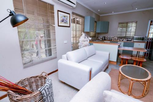 Gaborone Apartamento | The Bush Cottage at Mokolodi Gaborone
