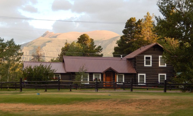 East Glacier Park Village Casa | THE CANDY KITCHEN RESORT CERCA DEL GLACIAR HISTÓRICO PK LODGE Y CAMPO DE GOLF