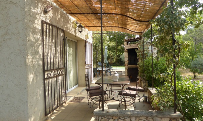 Saint-Saturnin-les-Apt Casa | 'Le Cabanon', casa unifamiliar en St Saturnin les Apt