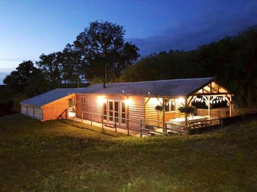 Cullompton Apartamento | The Cabin at Tedburrow rural retreat perfect for couples
