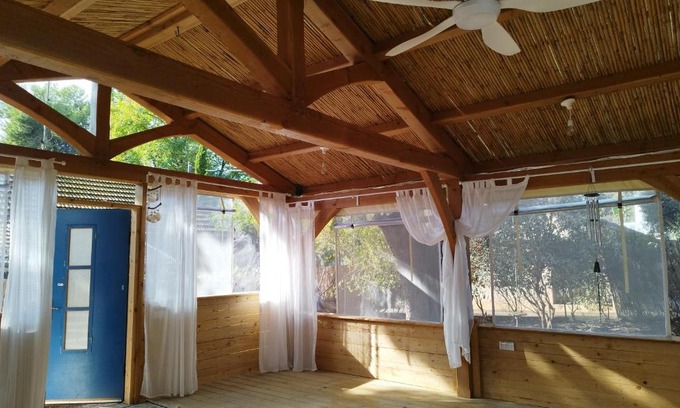 Pardes Hanna Otro | Cabin 84