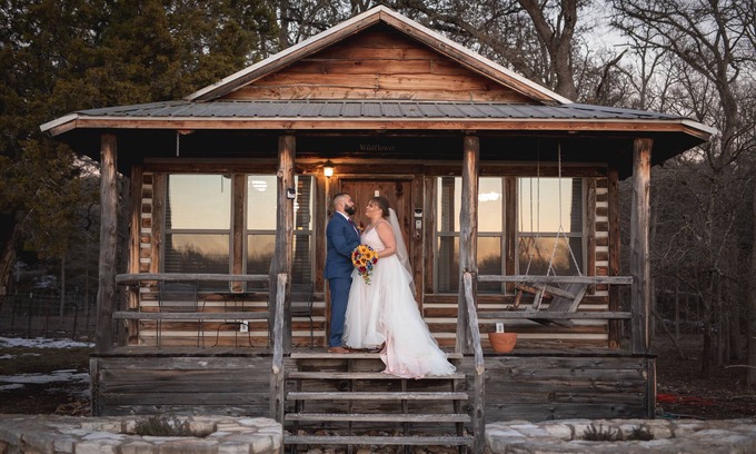 Georgetown Cabina | The Cabins at Angel Springs - Woodland