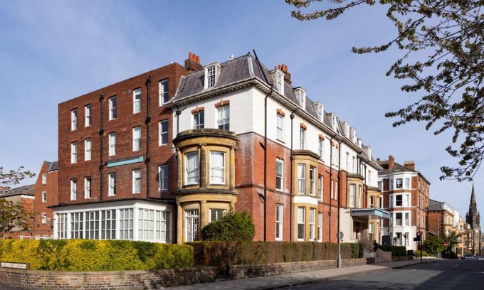 South Cliff Hotel | The Caledonian New Southlands Hotel
