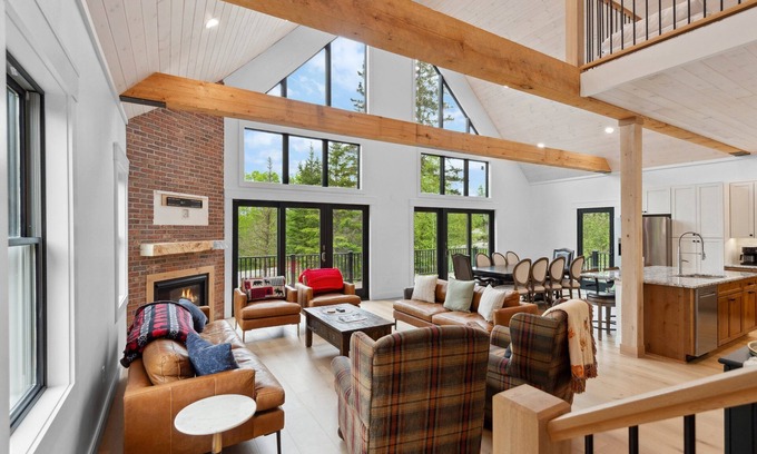 Rangeley Casa | The Camp on Cottage | Pet Friendly | Air Conditioning