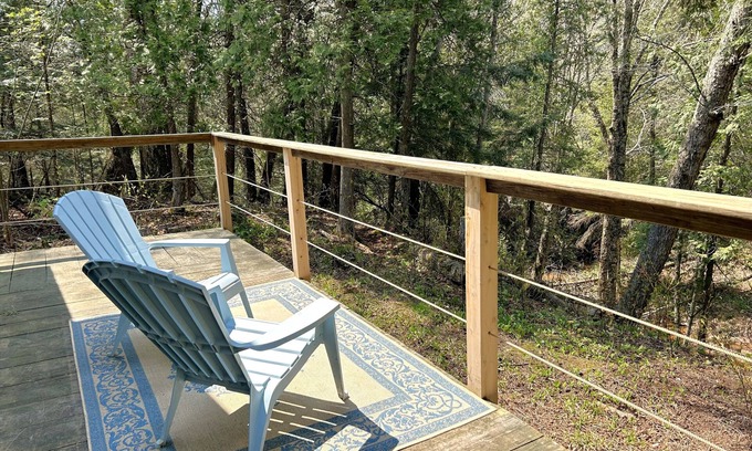 Moran Cabina | The Camp on Cut River