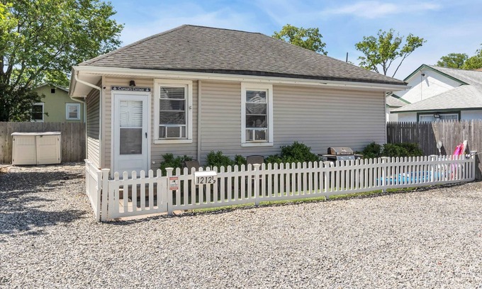 Belmar Casa | The Captain's Cottage