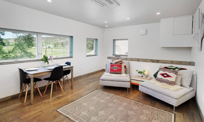 Carbondale Apartamento | The Carbondale Perch | Views + Rooftop Deck!