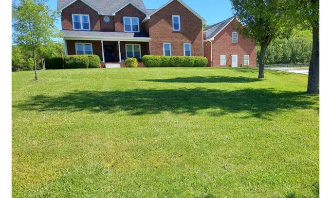 Woodbury Casa | The Carriage House of Murfreesboro near MTSU and Nashville