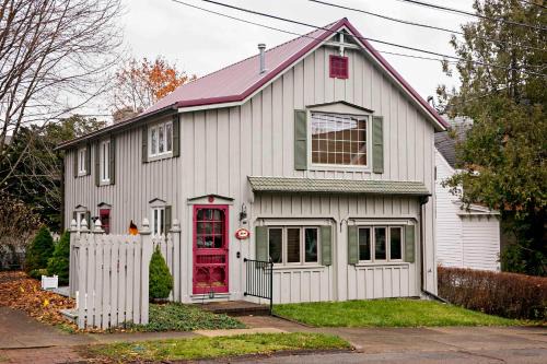 Hammondsport Casa | The Carriage House