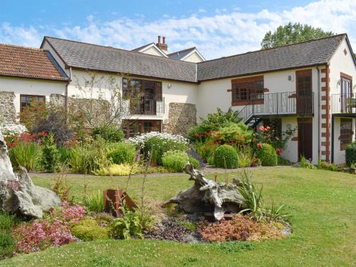 Sidmouth Casa | The Carriages