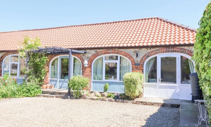 Bedale Cabaña | THE CART HOUSE, romantic, with a garden in Bedale
