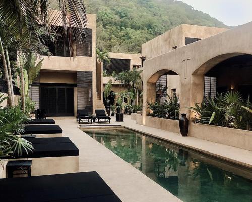 Troncones Hotel | The Casa Saint George Hotel
