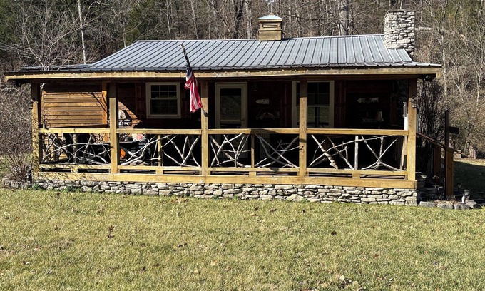 Smithville Cabina | The Cedar Cabin at Center Hill Lake